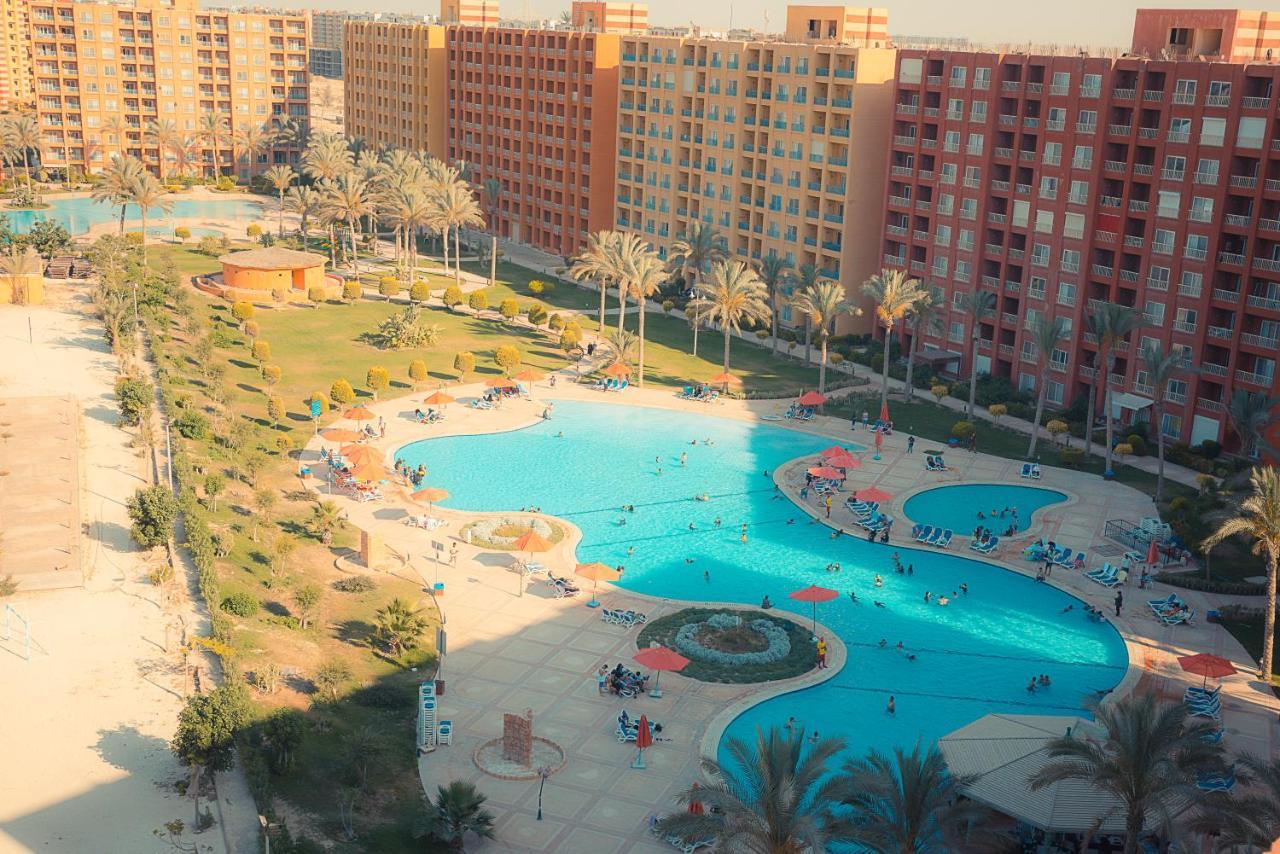Porto Golf Marina Aqua Park & Beach Access By Best Of Bedz El Alamein Ngoại thất bức ảnh